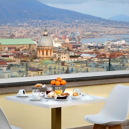 ホテル Palazzo Sant'Antonio ナポリ エクステリア 写真