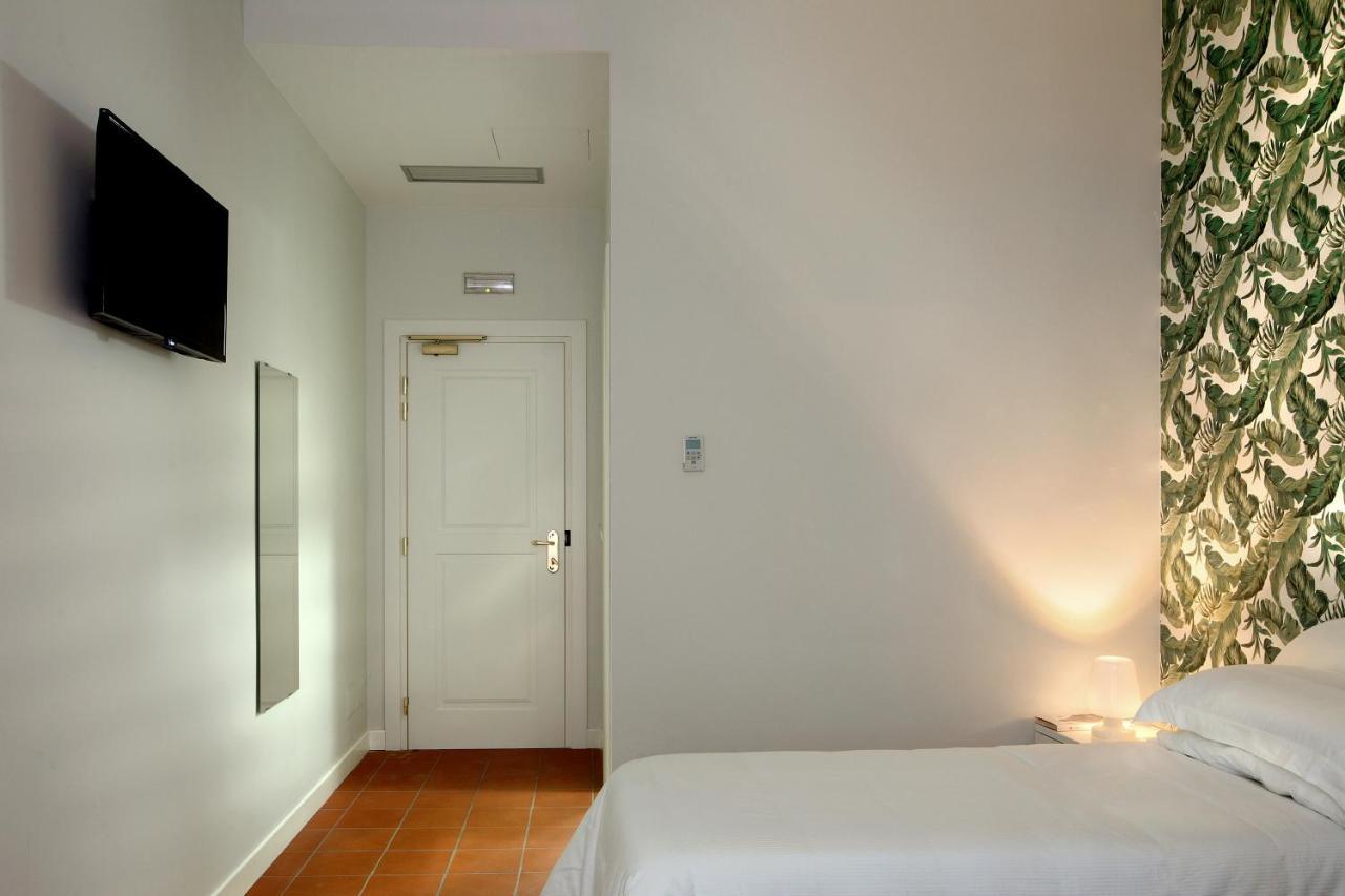 ホテル Palazzo Sant'Antonio ナポリ エクステリア 写真